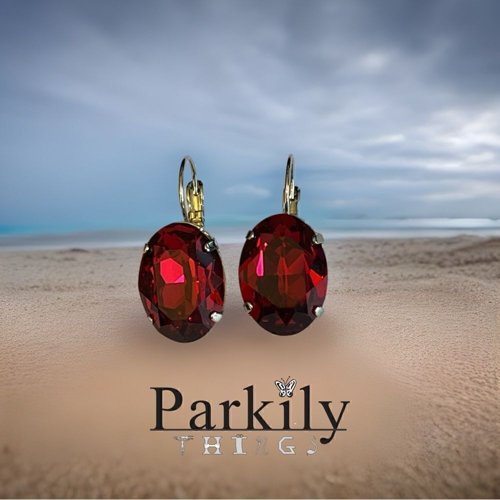 Handcrafted earrings with Swarovski crystal